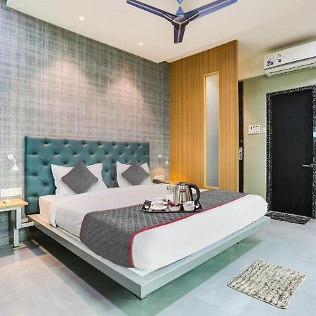 Glitz Hotels Arc Palace - Mankoli, Bhiwandi Exterior foto